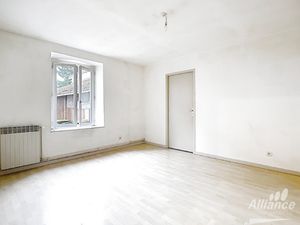 A VENDRE APPARTEMENT T2 AVEC GARAGE.