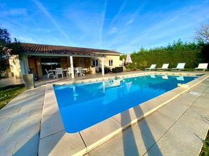 Maison d'architecte T5 (DPE C/A) de 5 pièces à BASCONS (40) au calme avec belles prestatio