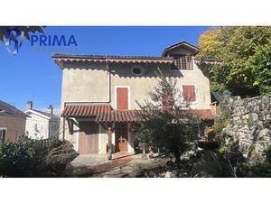 Grande maison à rénover