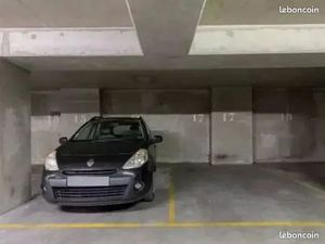 Place de Parking - Avenue Georges Clémenceau (Proche la Défense)