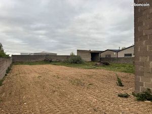 TERRAIN A LOUER - 1000m2 - BEAUNE