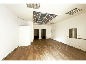 Achat Local Professionnel 40m² HYERES 83400