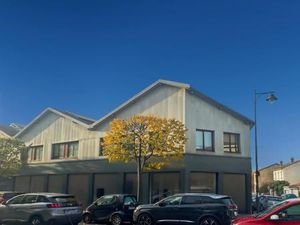 Locaux fonctionnels à proximité du métro