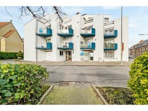 Centrum Roeselare : Handelspand op het gelijkvloers