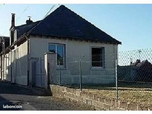 Maison dans un petit village au calme