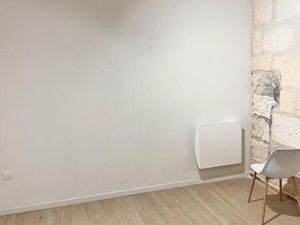 Location appartement 1 pièce 17 m² à Beaucaire (30300)