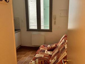 Location appartement 1 pièce 20 m² à Beaucaire (30300)