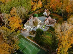 Huis te koop in Kraainem met 7 slaapkamers