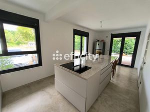 Maison 5 pièces - 150 m²