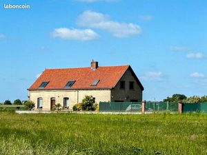 Maison familiale rénovée- Charme et grands espaces aux portes des Weppes