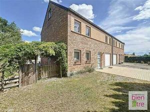 Splendide maison orientée Sud idéalement située