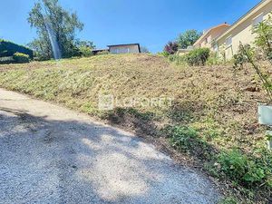 Terrain constructible viabilisé à vendre