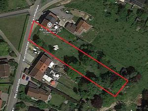 Terrain à bâtir de 14 ares 22 dans le quartier de Rofessart