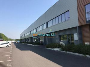 Location local industriel 199 m² à Bussy-Saint-Martin (77600)