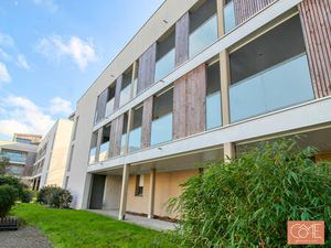 TYPE 3 RECENT - LOGGIA ET BOX FERME - BETTON