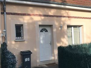 Location maison T2 avec terrasse et place de parking