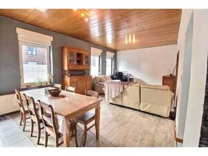 bel appartement lumineux au premier étage à Welkenraedt