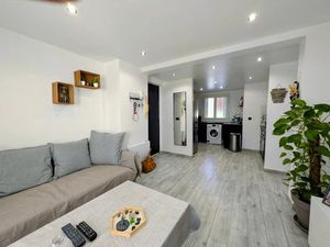 Location meublée appartement 2 pièces 50.29 m² à Toulon (83000)  724 €