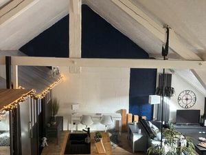 Loft traversant sous les toits – plein cœur du centre-ville de Sallanches