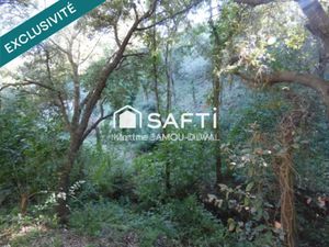 Vente terrain 6520 m² à La Seyne-sur-Mer (83500)  109 000 €