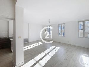 Vente immeuble à Cognac (16100)  159 900 €