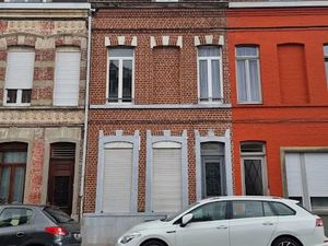 Vente immeuble 107 m² à Roubaix (59100)  239 000 €