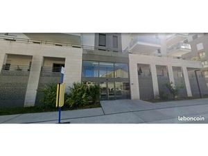 Louer place de parking 11 5 m² 50