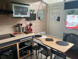 Location Appartement 4 pièces à Saint-Jean-de-Monts (85160) : à louer 4 pièces / 55m² Sain