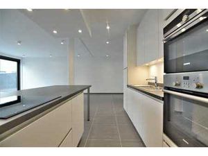 Ruim gelijkvloers appartement met 2 slaapkamers en garage!