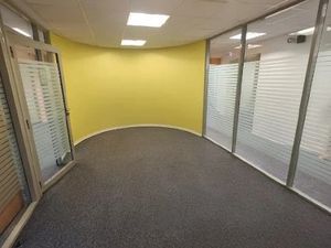 Location locaux professionnels 201 m² à Colomiers (31770)  2 025 €
