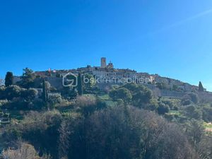 Vente locaux professionnels à Saint paul de Vence (06570)  84 800 €