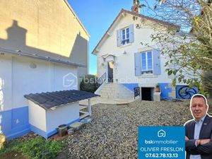 Maison de ville de 89 m² à La Charite-Sur-Loire