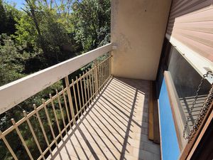 APPARTEMENT 4 PIECES AVEC CAVE ET PARKING