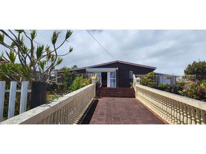 Deux maison sur terrain de 1325 m2 à la Plaine des Cafes