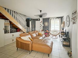 Pavillon de 80 m² à Janville-Sur-Juine