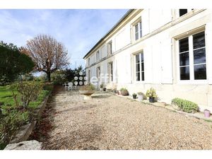 Maison 8 pièces - 260 m²