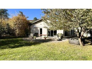 Achat Maison 10 pièces 187m² LA TOUR DE SALVAGNY 69890