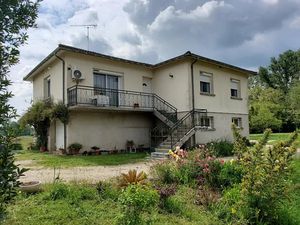 Vente maison 5 pièces 121 m² à Beaupuy (47200)  186 300 €