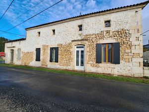 Achat Maison 8 pièces 244m² ST SIGISMOND DE CLERMONT 17240