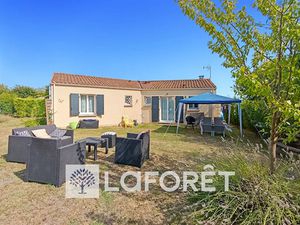 Vente maison 4 pièces 89 m² à Saintes (17100)  231 700 €