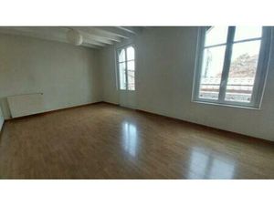 Location Appartement 4 pièces 99m² AUROS 33124