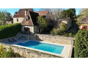 Magnifique ensemble en pierre avec gîte et studio