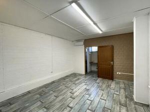 Local à louer ? 43 m² en centre-ville de Saint-Pierre  Réunion