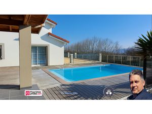 Maison La Cote Saint Andre 7 pièce(s) 220 m2