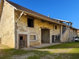 Vente ferme 4 pièces 120 m² à Massignieu-de-Rives (01300)  420 000 €