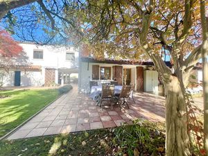 Vente maison 7 pièces 202 m² à Loubières (09000)  349 800 €