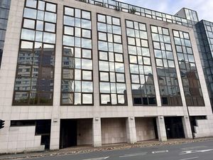 Location Local Professionnel 90m² ORLEANS 45000