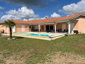 Belle Villa De Plain Pied De 165M2 Avec Piscine