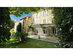 Mérindol - Maison de Maître avec Jardin - Piscine - Garage - Cave