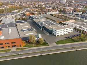 Bien professionnel à louer à Merksem € 3.900 (LH6TN) - Sinjoor stad | Zimmo